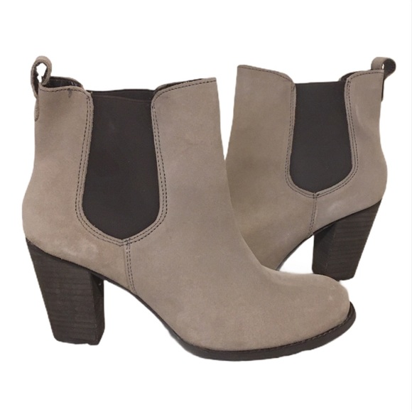 New Steve Madden Gray Taupe Suede Booties Size 9M - Picture 5 of 8